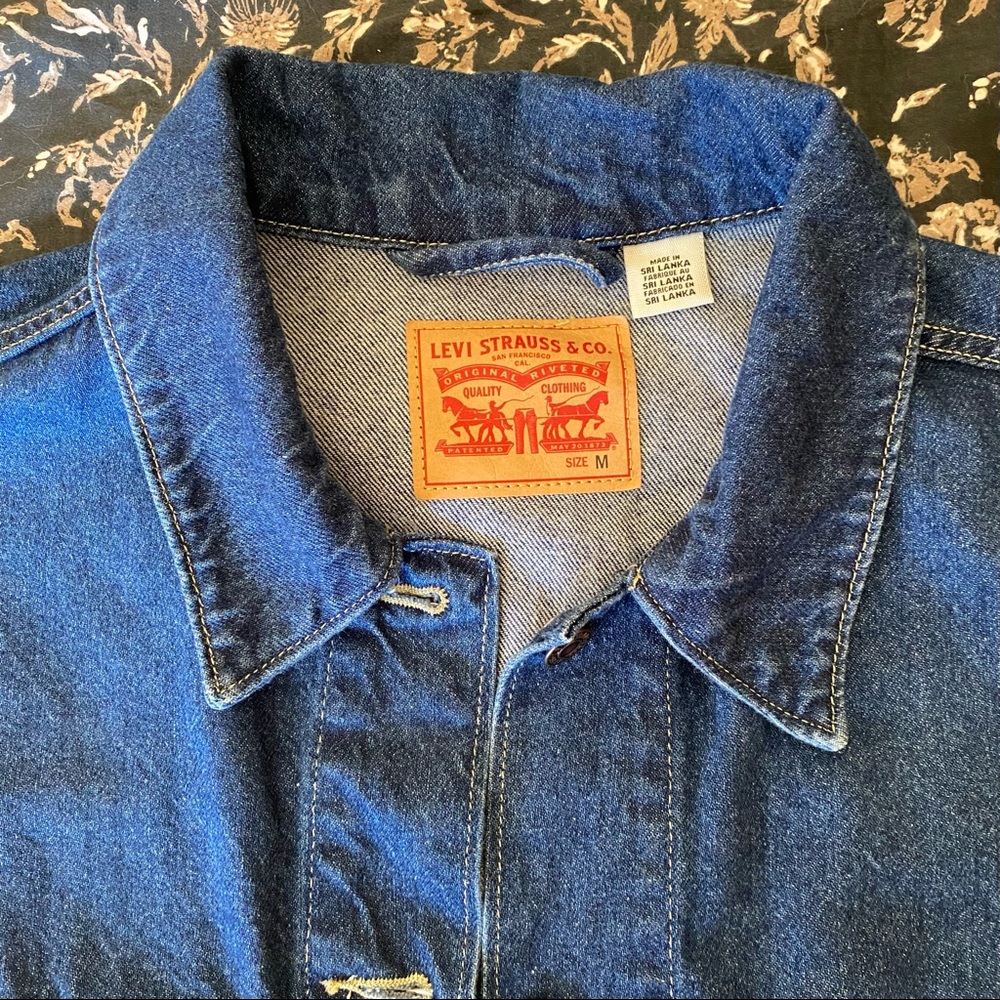 LEVI’S SIZE MEDIUM DENIM SHIRT JACKET IN MY VIBE ~ MEDIUM WASH RINSE - Picture 5 of 12